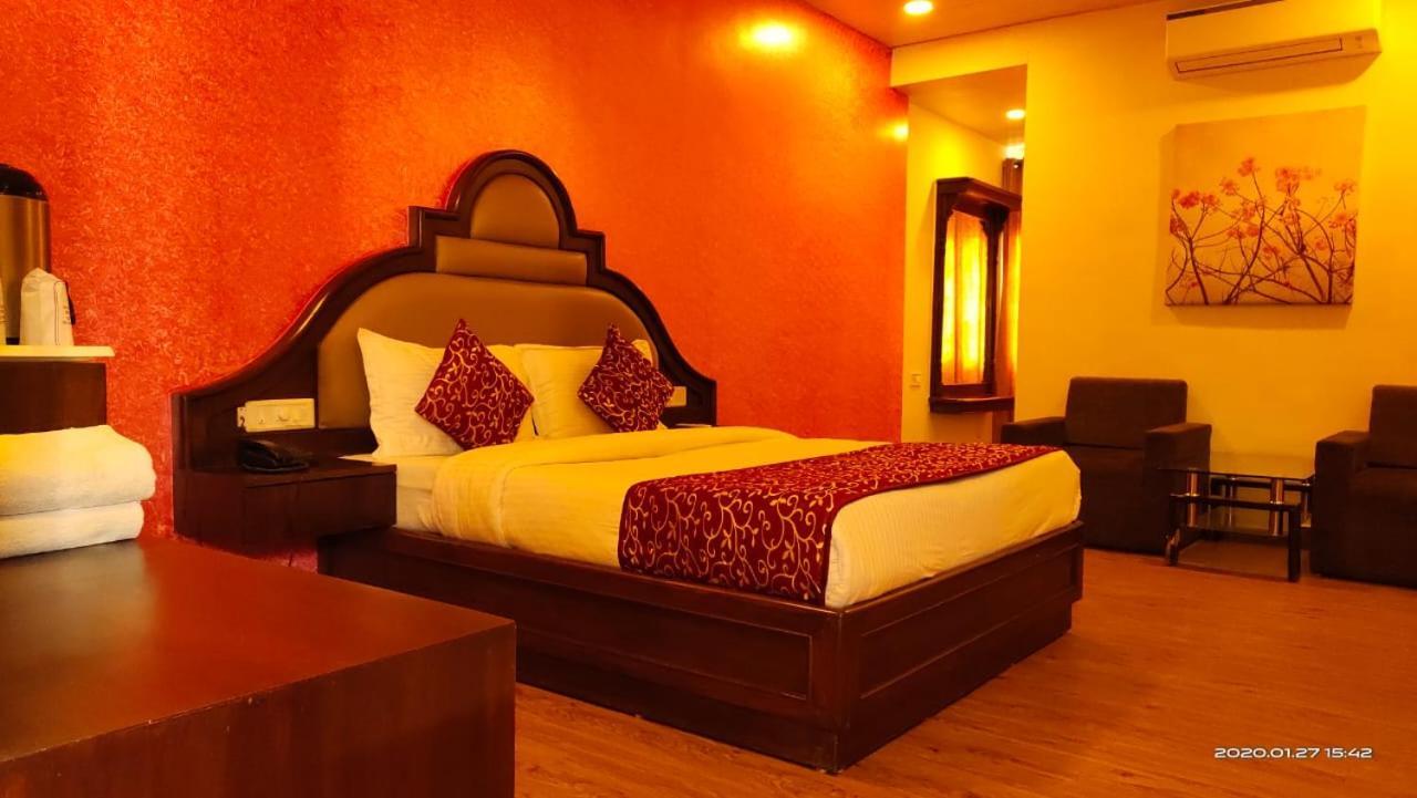 Hotel Banjara Regalia Маунт-Абу Екстер'єр фото